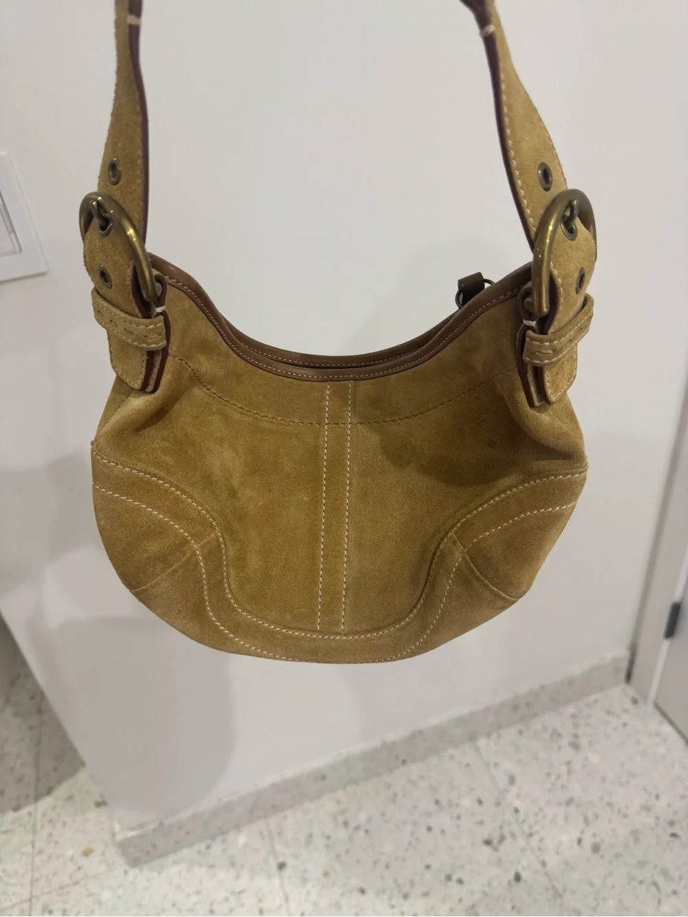 Coach Suede Hobo Shoulder Bag in Mustard Brown - Picture 3 of 8